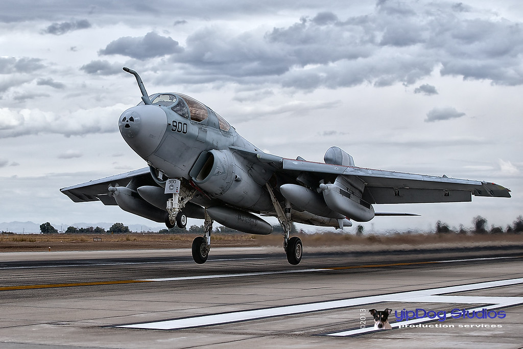 Growler%20Takeoff-XL.jpg