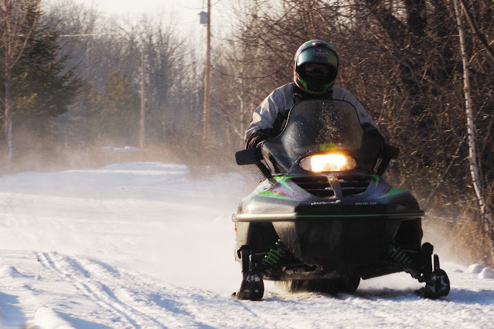 Snowmobile.jpg