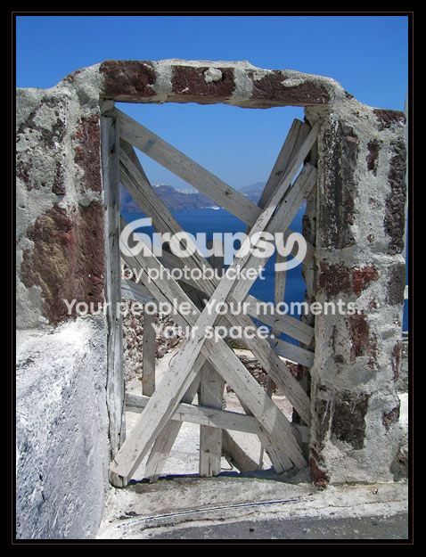 Santorini-RuinDoor.jpg