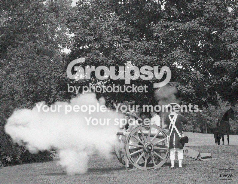 SmlRWCannon001BW.jpg