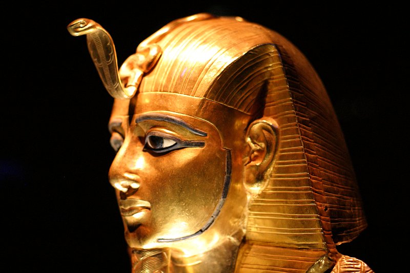 ago-tut-mask.jpg