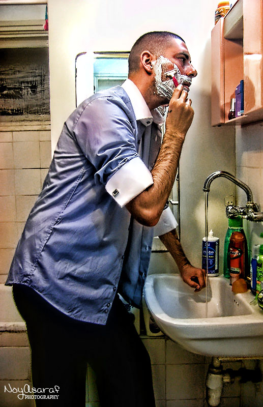 Shaving_by_noyasaraf.jpg
