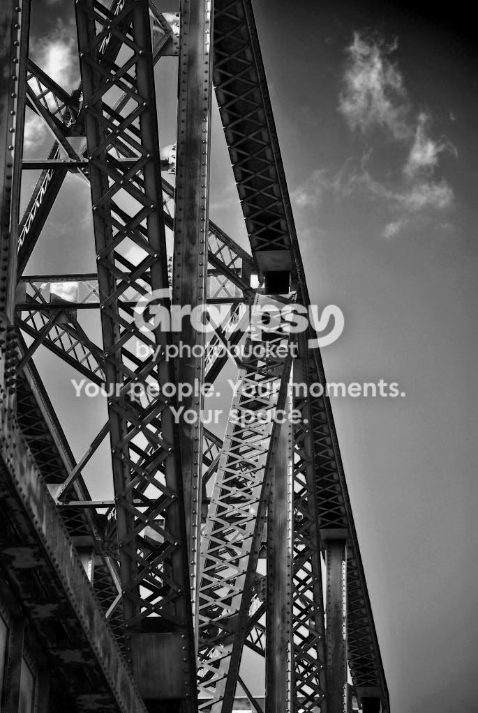 bwbridge.jpg
