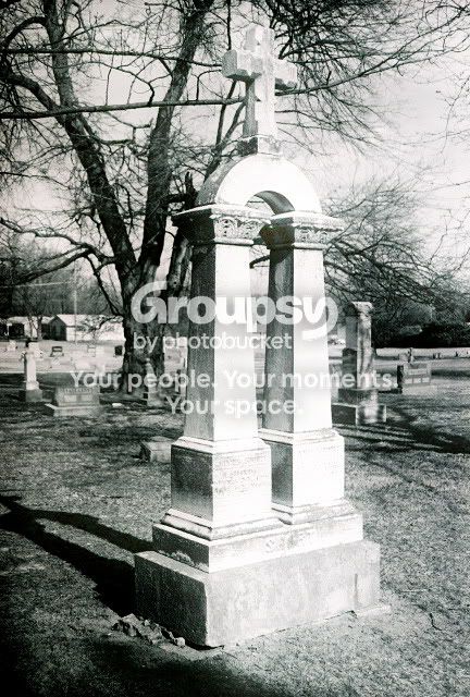 GlowingHeadstone.jpg