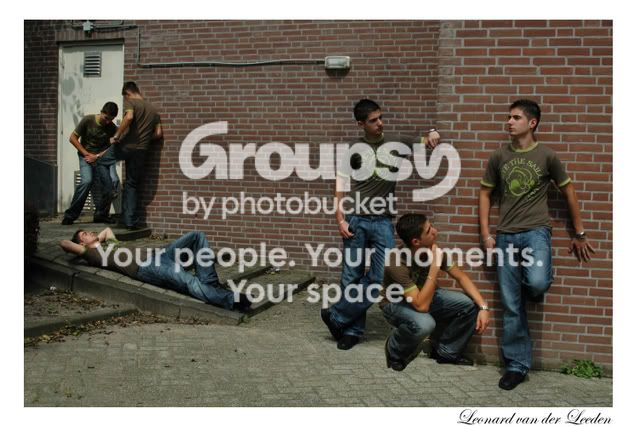 6mangroup.jpg