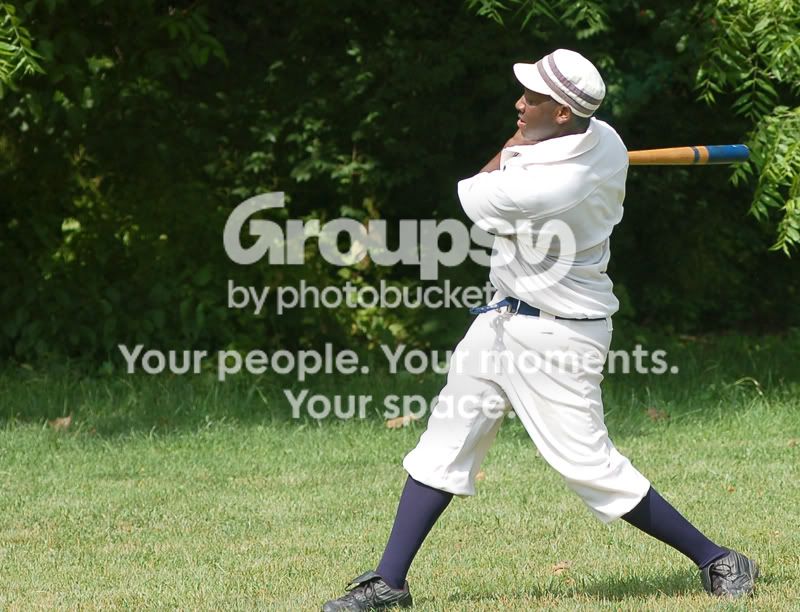 BlueSoxHit003.jpg
