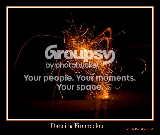 Dancing-Firecracker-8731.jpg