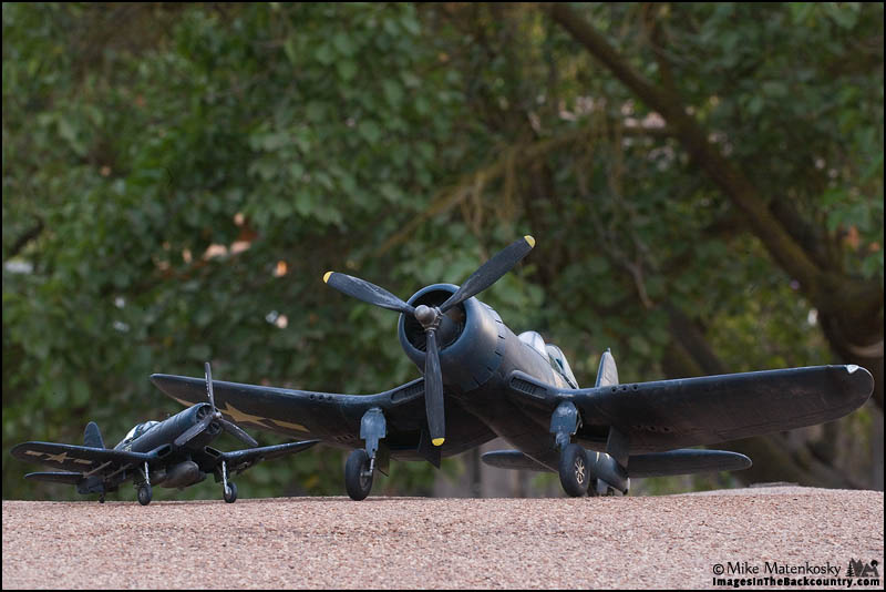 f4u-corsairs-01.jpg