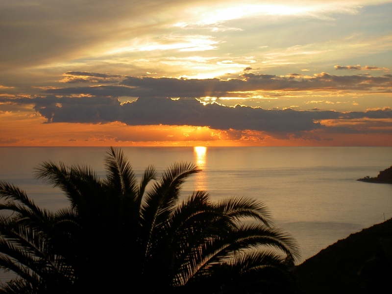 Spanish_Sunset_by_Ockie.jpg