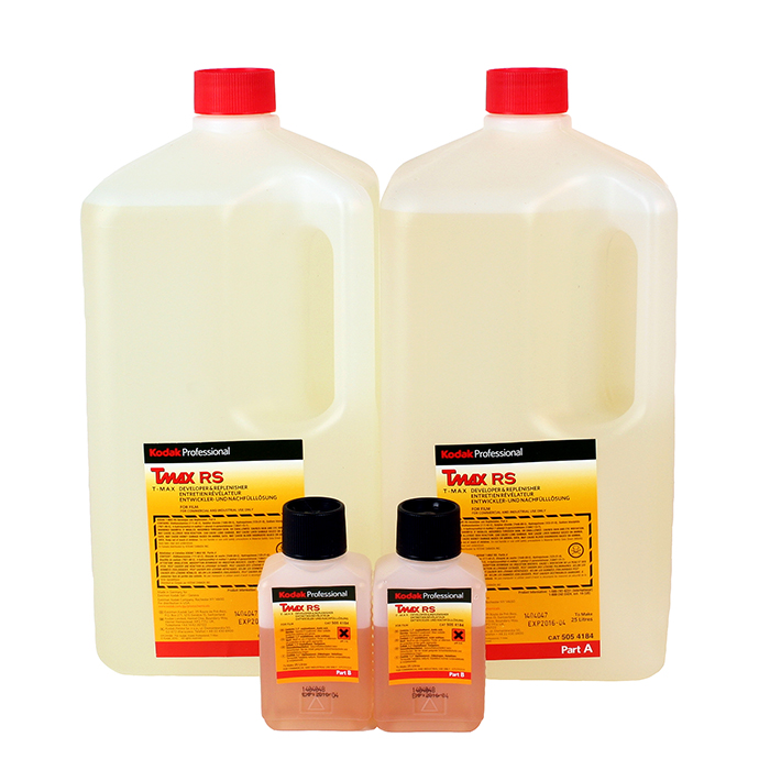 5054184_Kodak_50L_Tmax_RS_bottles_s.jpg