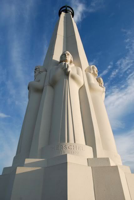 statue.jpg