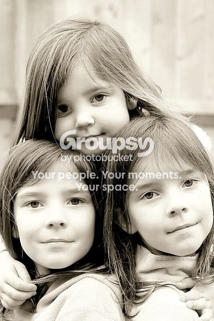 thegirls002bw.jpg