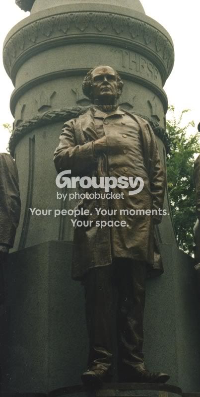 ColStatue003.jpg