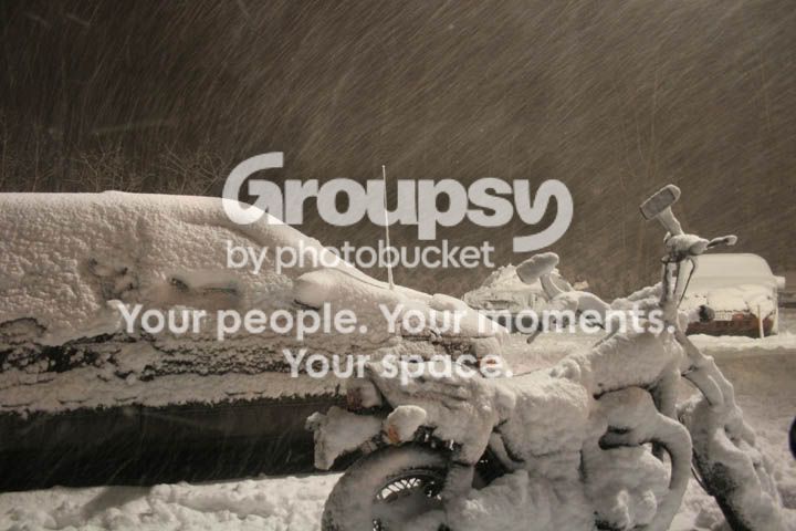 snowbike-122604-2.jpg