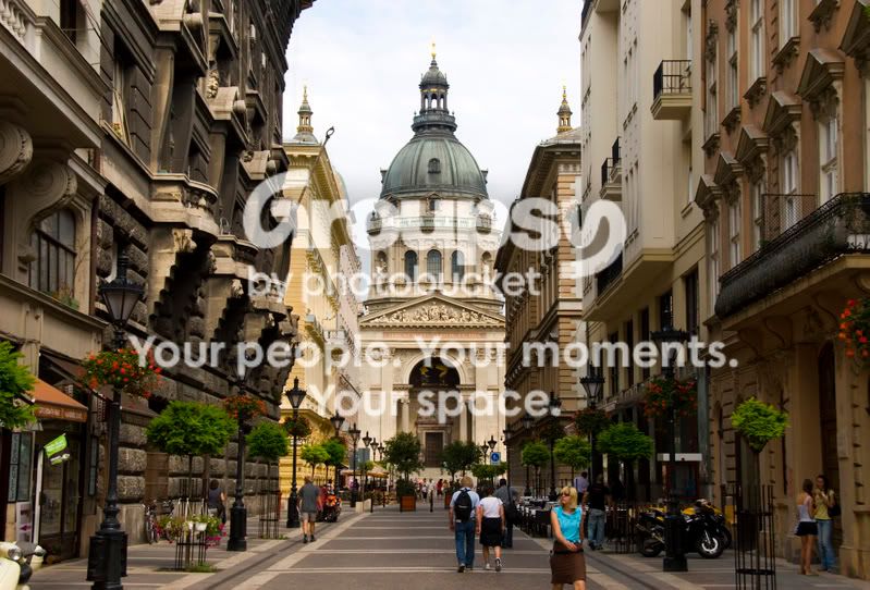 Basilikadownstreet.jpg