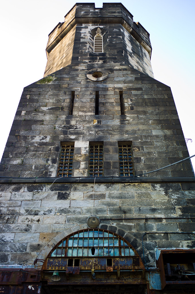 6274599041_742bf24377_b.jpg