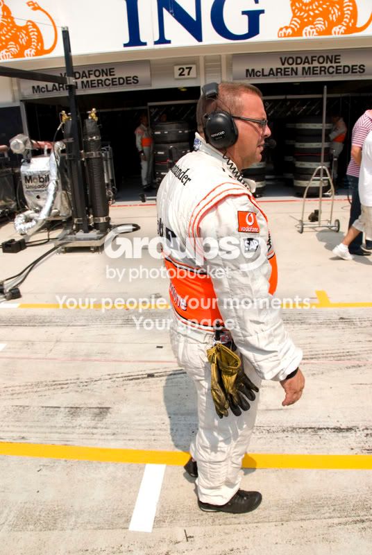 MclarenMechanic.jpg
