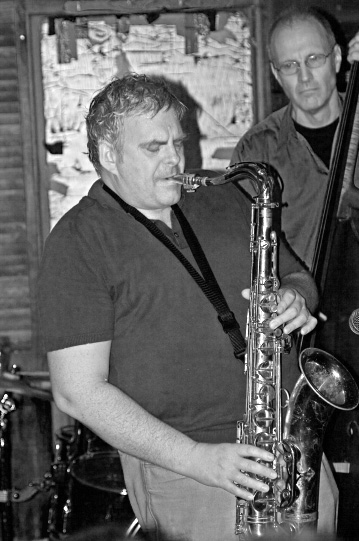 Sax-Bass-2-mid.jpg