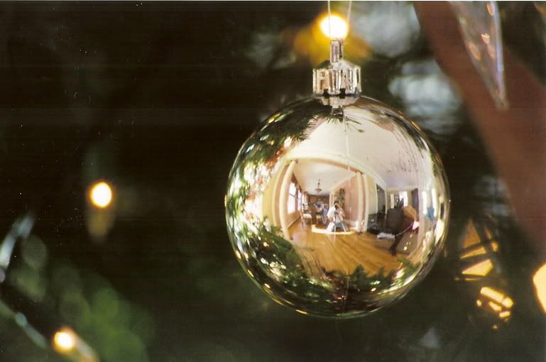 xmasornament.jpg