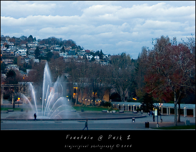 fountain_dusk02_b.jpg