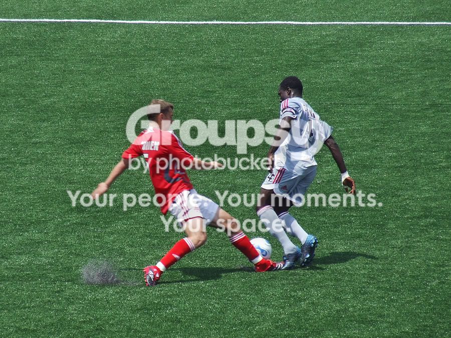 tackle-1.jpg