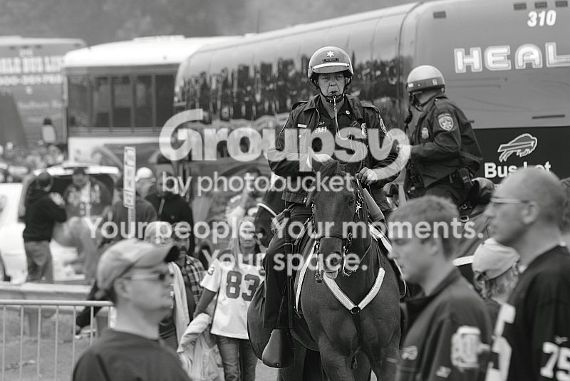 MountedSheriffrrs.jpg