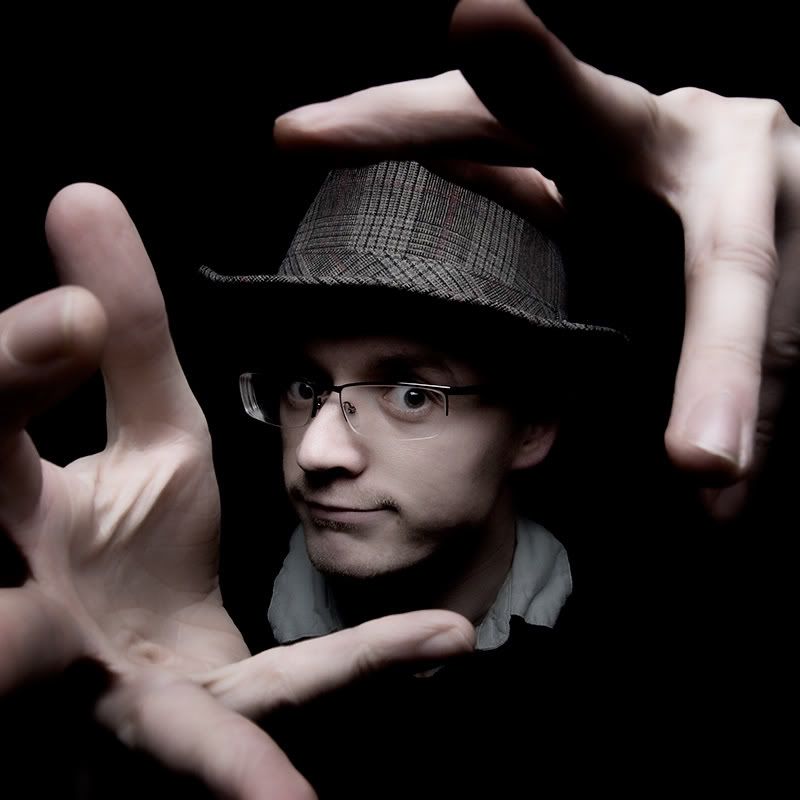 hands-frame.jpg