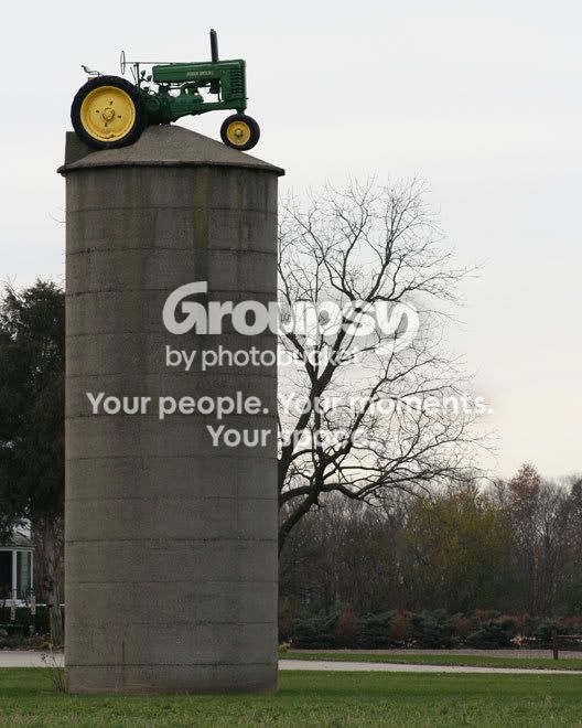 Silo-tractor-on---wrong-tu.jpg