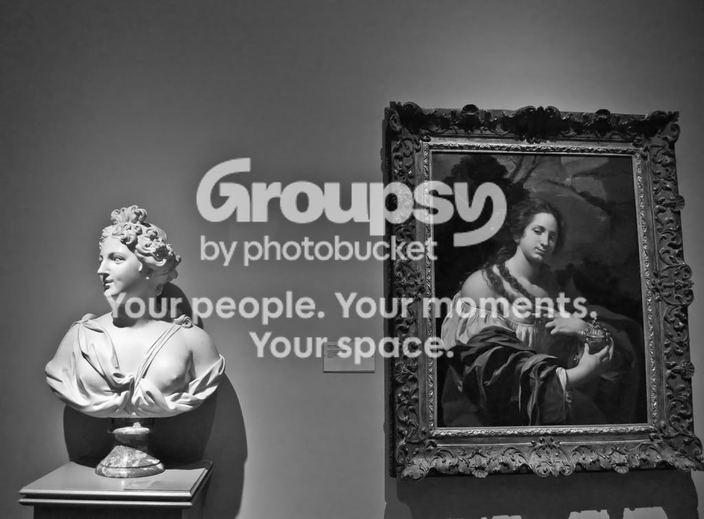 womenstatuepaintingwhitebalancebw.jpg