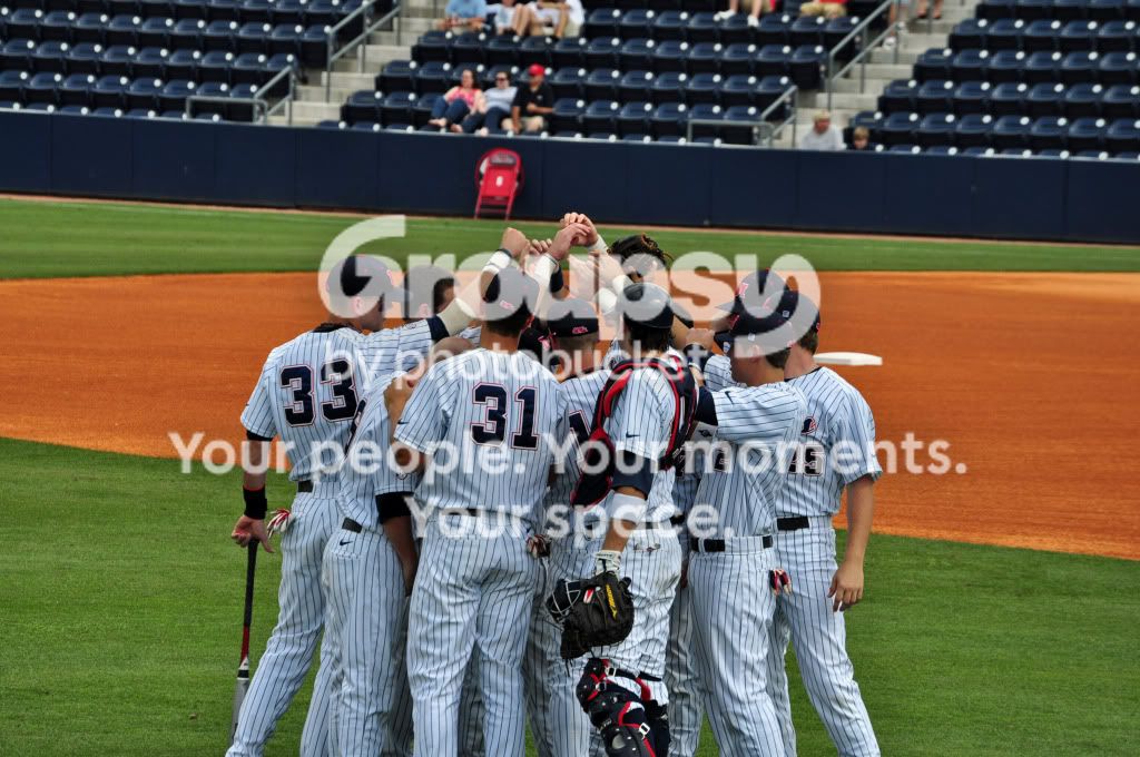 OMhuddle.jpg