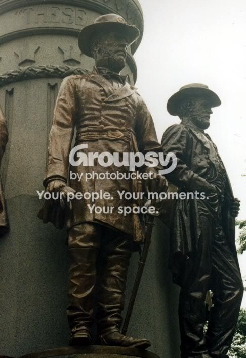 ColStatue008.jpg