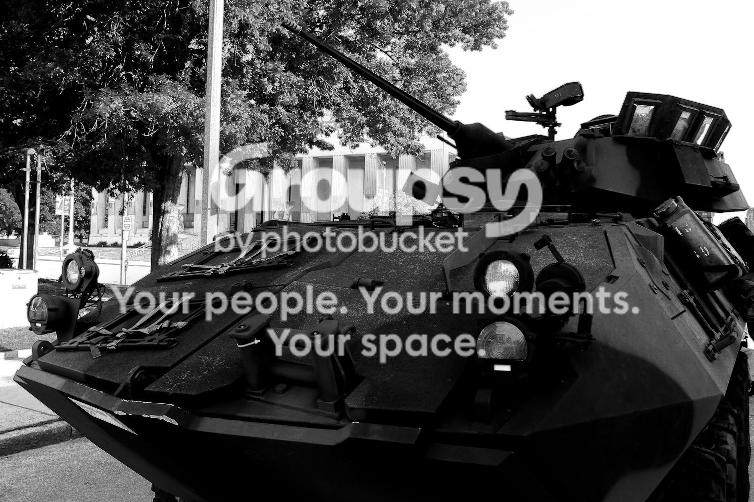 Truckbw.jpg