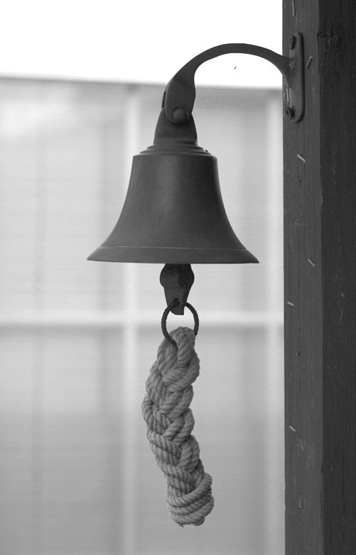 Bell041506001.jpg