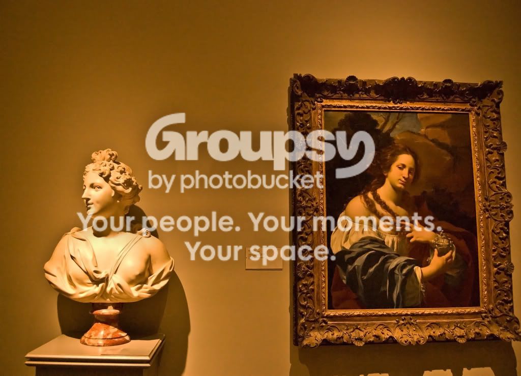 womenstatuepainting.jpg