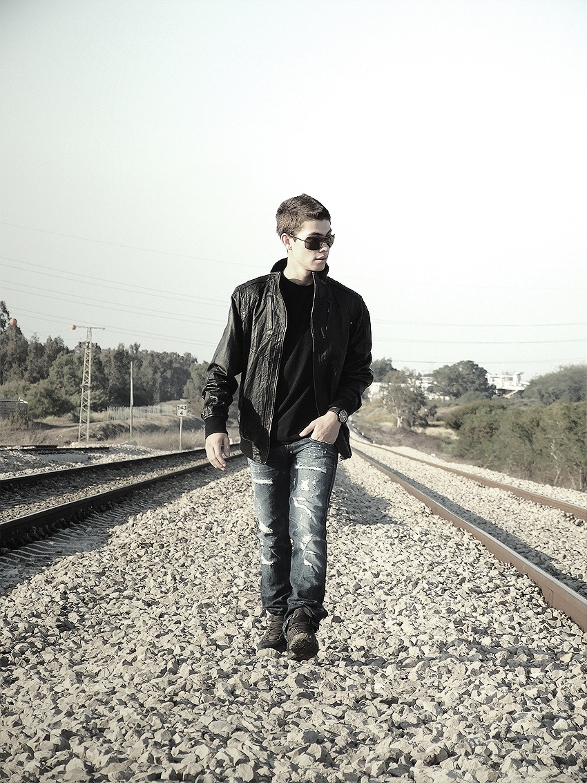 my_bro_by_alexrofman-d3eusv8.jpg