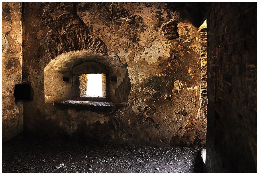 inside-turret.jpg
