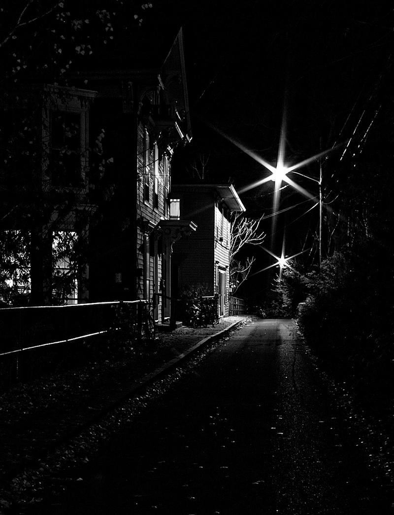 Ithaca_Alleyway___BW_by_sideways_8.jpg