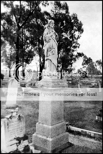 graveyard_01.jpg