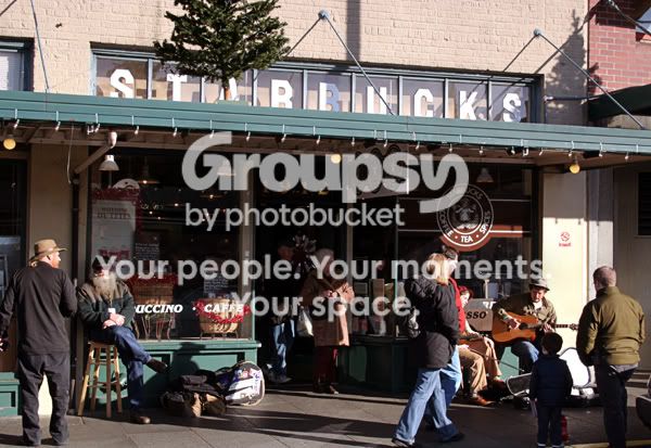 812_starbucks.jpg