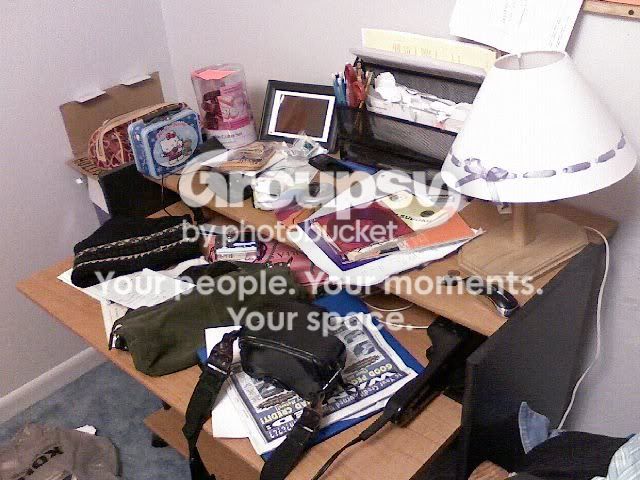 messydesk.jpg