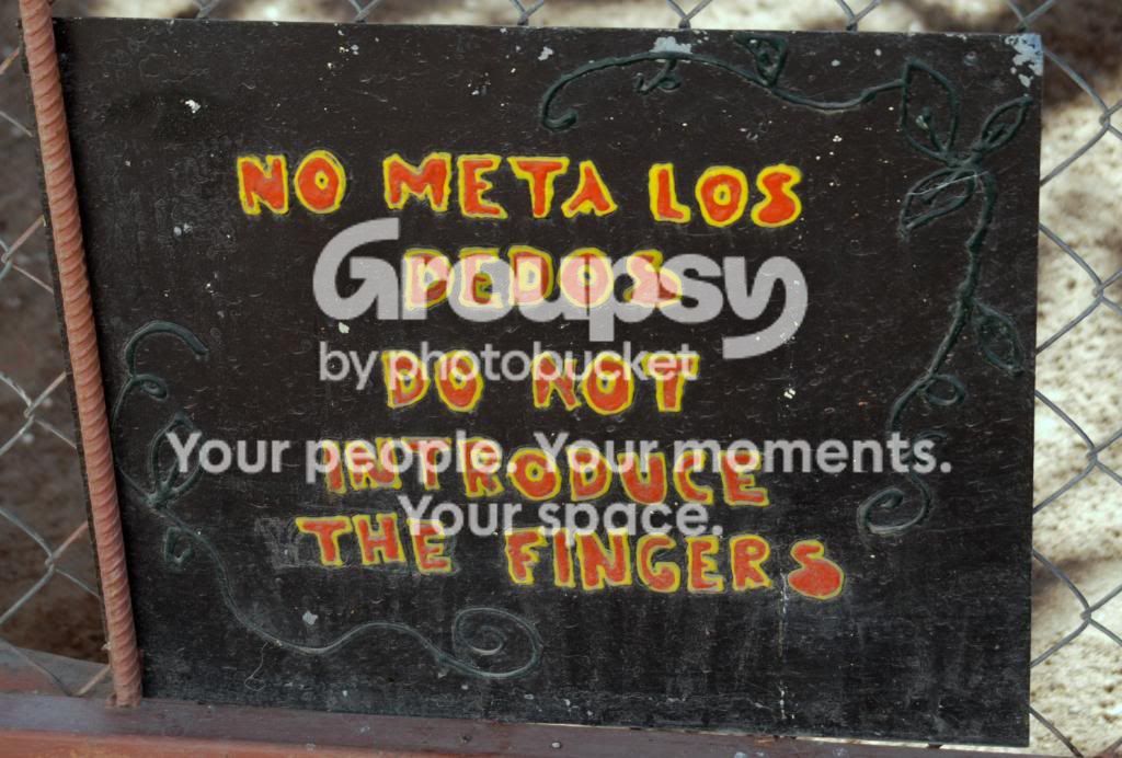 donotintroducethefingers_zps79039efb.jpg