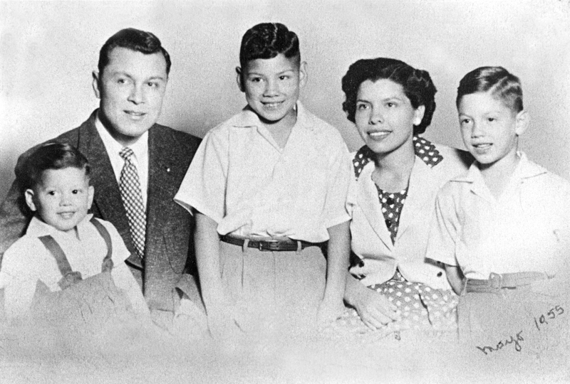 Family%201a.jpg