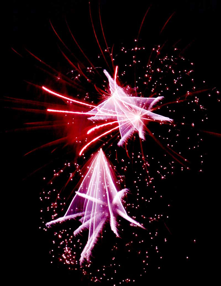 Fireworks%20%2706-15-X2.jpg