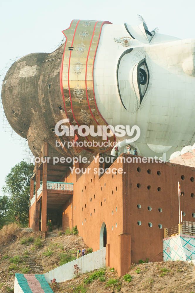 largelyingbuddha-_0792254-1.jpg