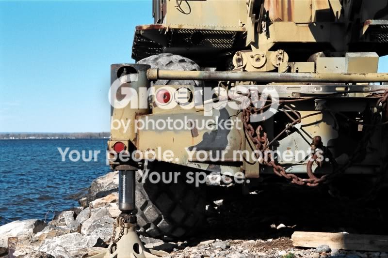 Armylifttruck.jpg
