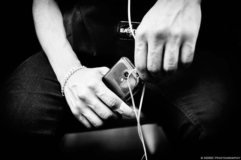 Hands-20150603-194758-XE1-7403.jpg