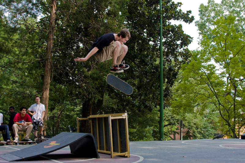 Elliott_Kilday___Kickflip_by_Zachgibson.jpg