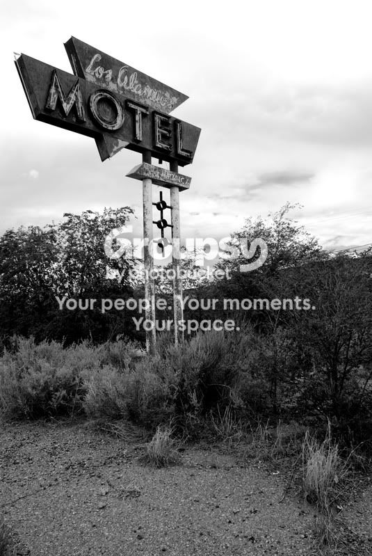 MotelSignAlbuquerqueNM.jpg