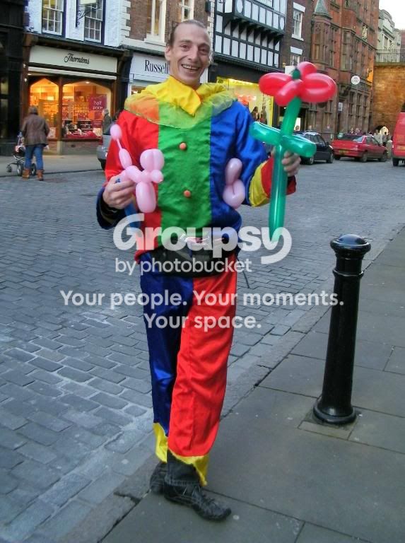 chesterballoonartist2.jpg