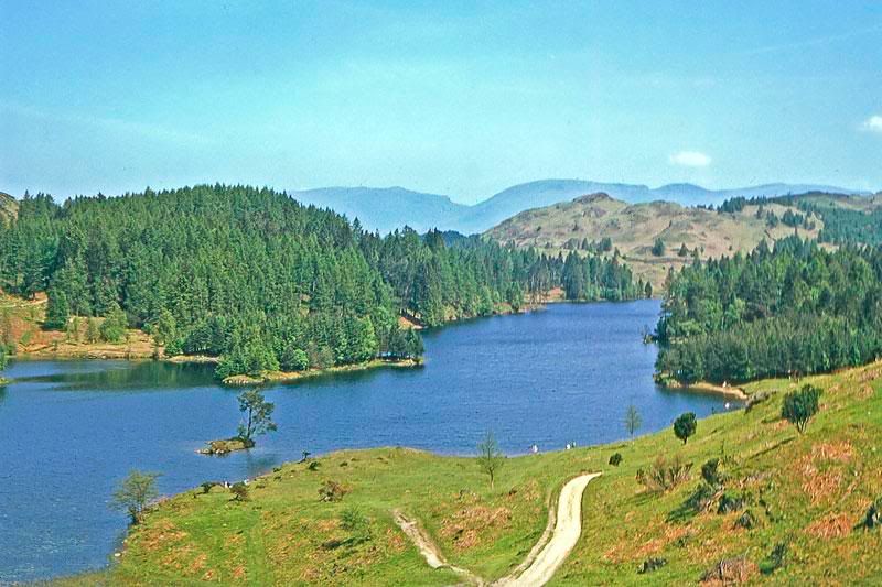 Tarn-Howes.jpg